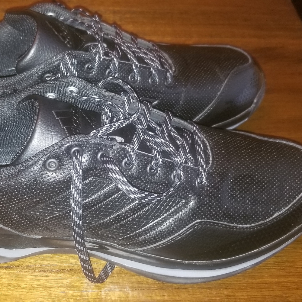 I'm selling Adidas men shoe size - Picture 2 of 6
